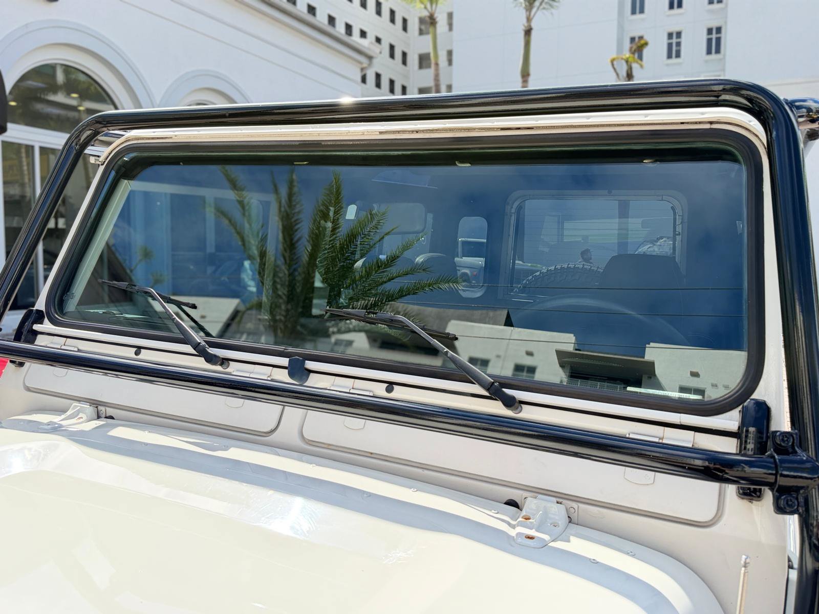 Used 1997 Land Rover Defender 90 AWD/4WD image 8