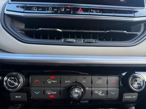 New 2026 Jeep Compass Limited image 29