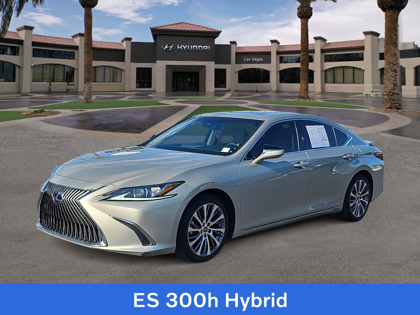 Used 2019 Lexus ES 300h w/ Premium Package FWD image 4