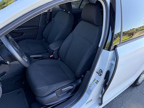 Used 2014 Volkswagen Jetta S image 12