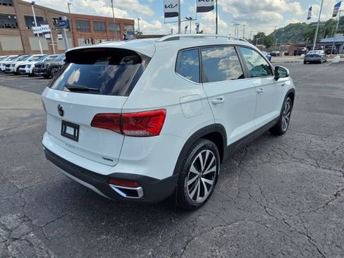 Used 2022 Volkswagen Taos SE AWD/4WD image 7