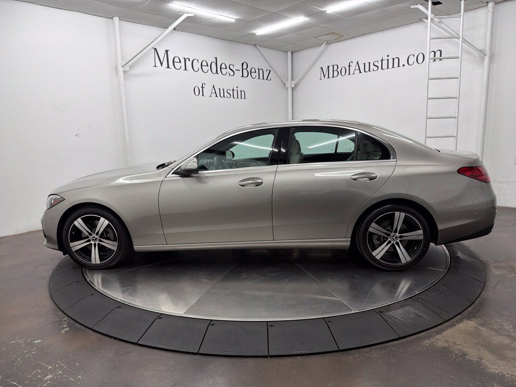 Used 2024 Mercedes-Benz C 300 Sedan image 4