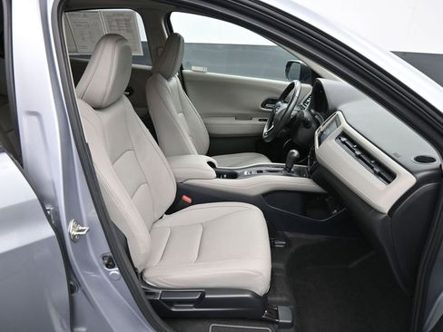 Certified 2019 Honda HR-V Touring image 25