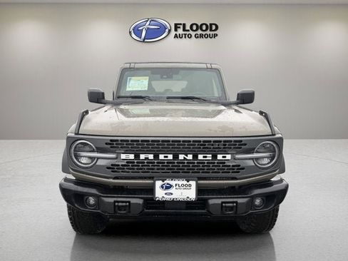 New 2026 Ford Bronco Badlands image 2