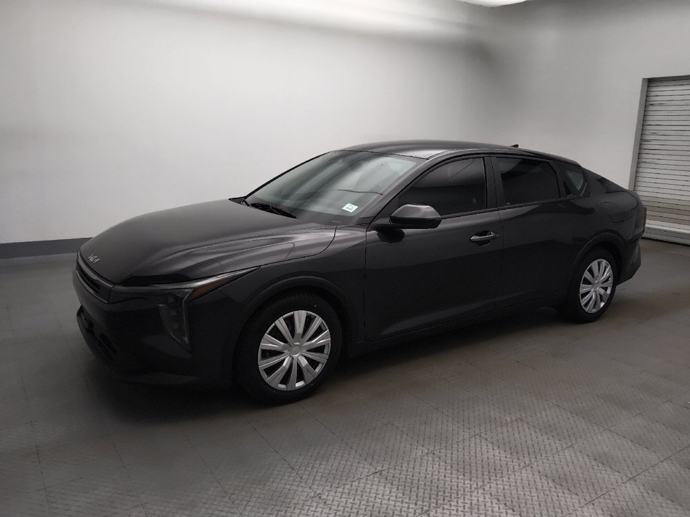Used 2025 Kia K4 FWD image 2
