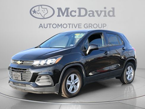 Used 2019 Chevrolet Trax LS FWD image 1