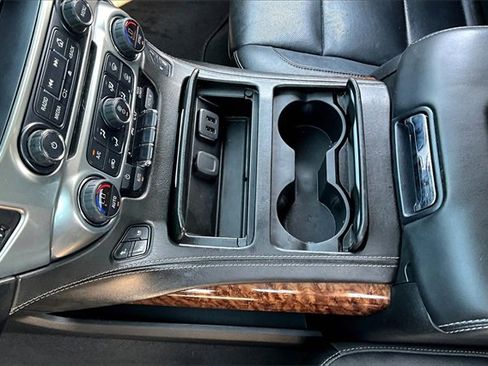 Used 2020 Chevrolet Tahoe Premier image 18