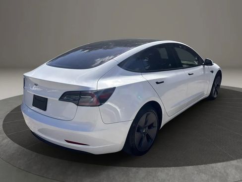 Used 2023 Tesla Model 3 Standard Range RWD image 5