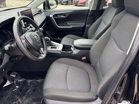 Used 2025 Toyota RAV4 XLE w/ Weather Package FWD image 28