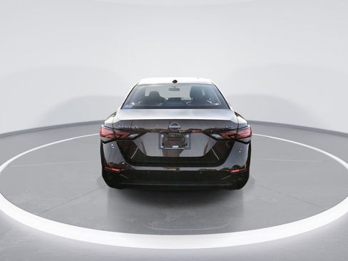 Used 2024 Nissan Sentra SV image 7