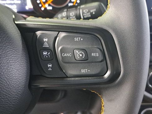 Certified 2024 Jeep Wrangler Willys image 20