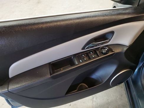 Used 2012 Chevrolet Cruze LT w/ All-Star Edition FWD image 12