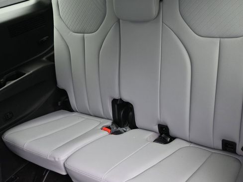 Used 2025 Hyundai Palisade SEL image 12