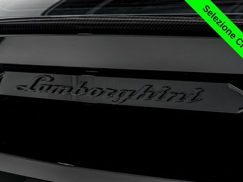 Used 2023 Lamborghini Urus Performante AWD/4WD image 61