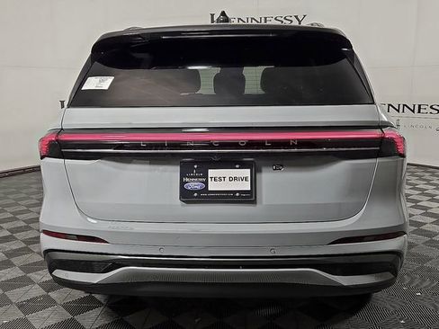 Used 2026 Lincoln Nautilus Reserve w/ Jet Appearance Package AWD/4WD image 5