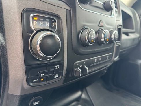 Used 2022 RAM 1500 Tradesman w/ Chrome Appearance Group AWD/4WD image 18