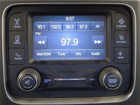 Used 2018 RAM 1500 Express image 25