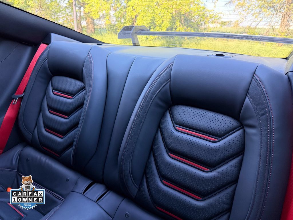 Used 2025 Ford Mustang GT Premium w/ GT Performance Package RWD image 14