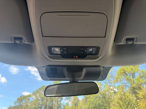 Used 2023 Ford F150 XLT RWD image 6