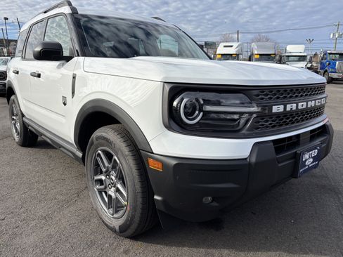 New 2025 Ford Bronco Sport Big Bend w/ Convenience Package AWD/4WD image 2