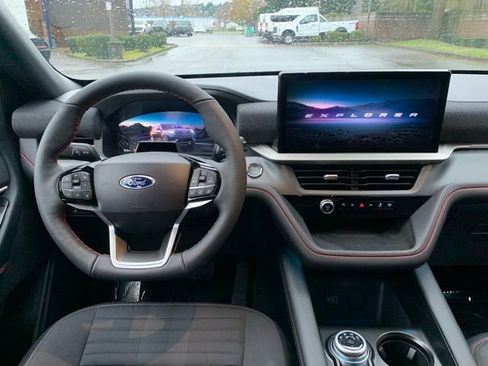 New 2026 Ford Explorer ST-Line w/ ST-Line Street Pack image 19
