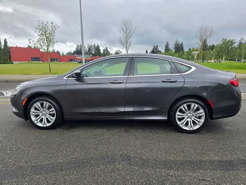 Used 2015 Chrysler 200 Limited w/ Convenience Group FWD image 2