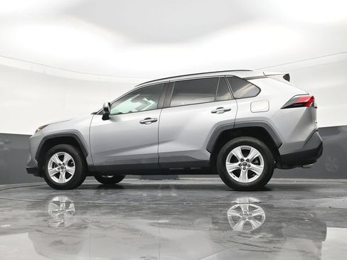 Used 2021 Toyota RAV4 XLE FWD image 21