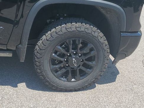 New 2026 Chevrolet Silverado 2500 High Country w/ High Country Premium Package AWD/4WD image 6