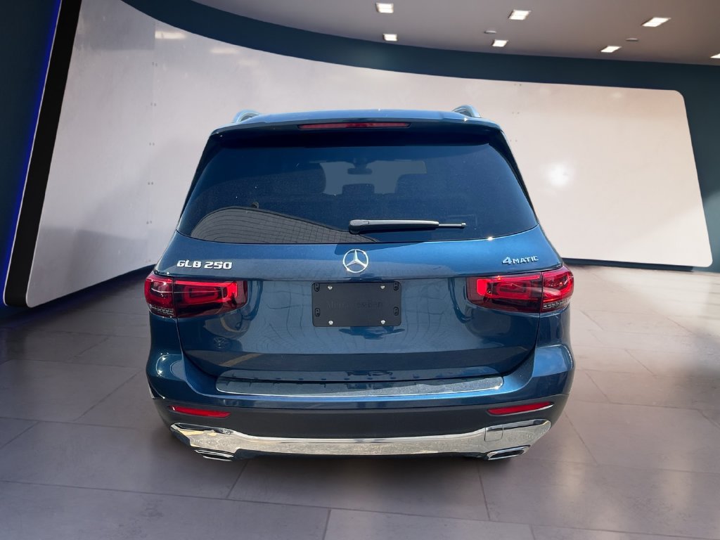 Certified 2021 Mercedes-Benz GLB 250 4MATIC image 4