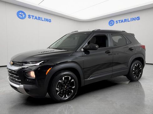 Certified 2023 Chevrolet TrailBlazer LT FWD image 2