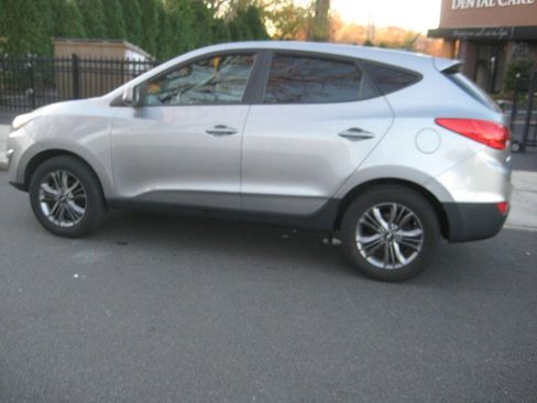 Used 2014 Hyundai Tucson GLS image 8