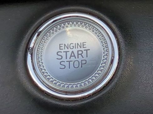 Used 2021 Genesis GV80 2.5T w/ Advanced Package 03 image 30