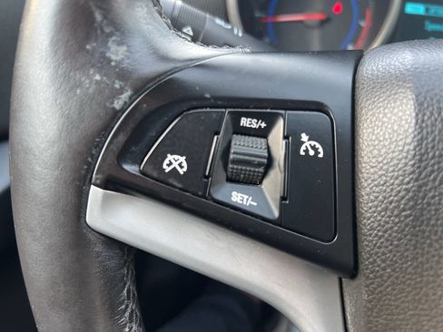 Used 2015 Chevrolet Cruze LT image 16