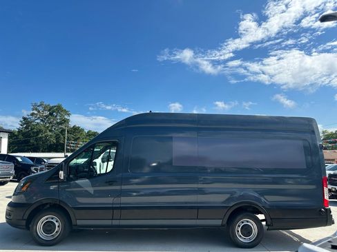 Used 2020 Ford Transit 250 148 High Roof Extended RWD image 4