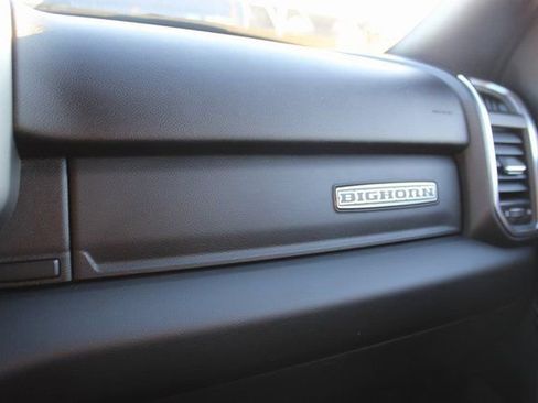 Used 2024 RAM 2500 Big Horn w/ Safety Group image 27