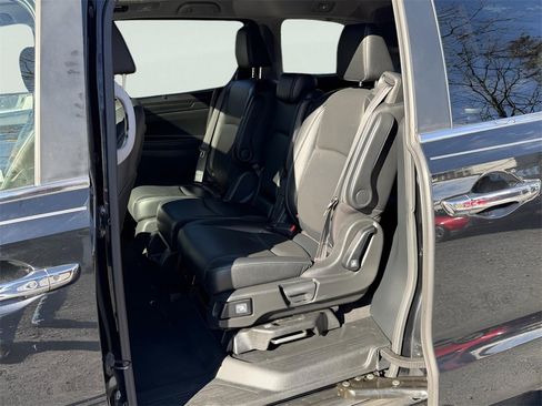 Used 2022 Honda Odyssey Touring image 23