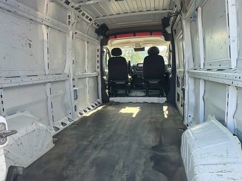 Used 2023 RAM ProMaster 2500 FWD image 13
