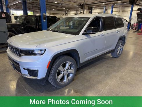 Used 2021 Jeep Grand Cherokee L Limited AWD/4WD image 1