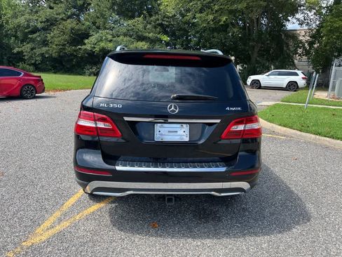 Used 2015 Mercedes-Benz ML 350 4MATIC w/ Premium 1 Package image 4