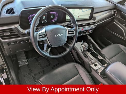 Used 2025 Kia Telluride S FWD image 13