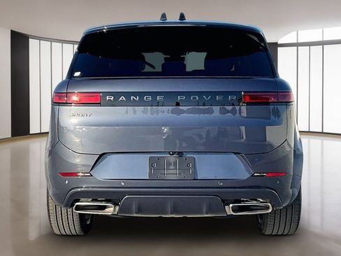 New 2026 Land Rover Range Rover Sport Dynamic SE image 4