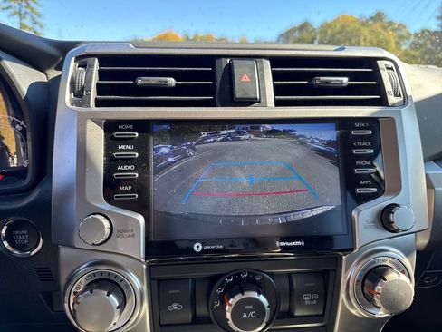 Used 2024 Toyota 4Runner SR5 image 25