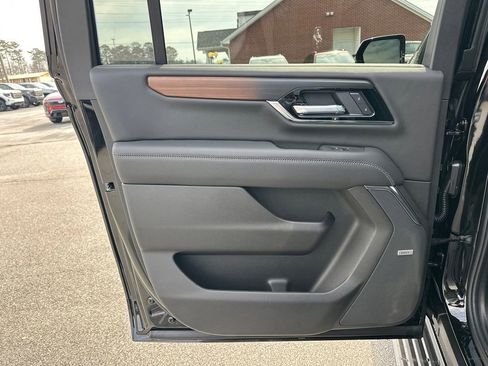 New 2026 GMC Yukon XL Denali w/ Sun & Power Step Package image 22