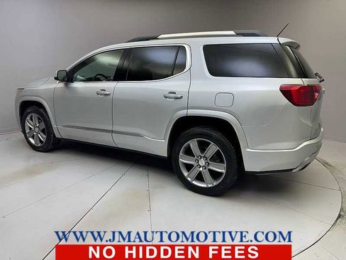 Used 2019 GMC Acadia Denali image 3