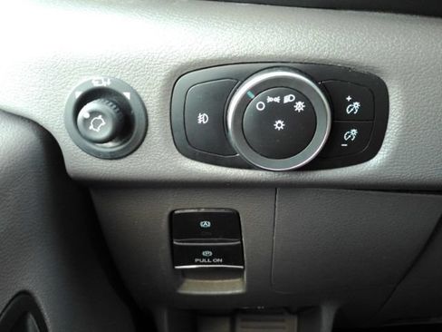 Used 2025 Ford Transit 350 XLT RWD image 27