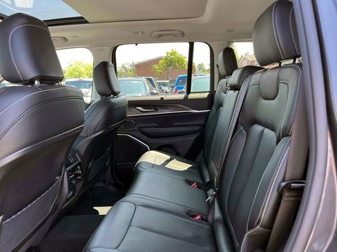 Used 2023 Jeep Grand Cherokee 4WD 4xe w/ Luxury Tech Group II image 11