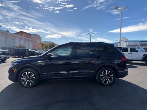 Used 2024 Volkswagen Tiguan S image 5