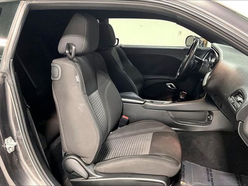 Used 2022 Dodge Challenger SXT w/ Blacktop Package image 10