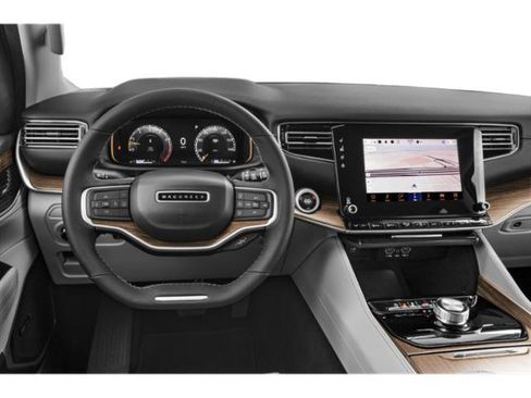 Certified 2024 Jeep Wagoneer L Series II w/ Premium Group I image 7