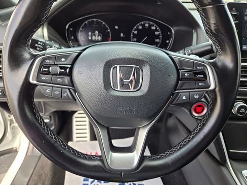 Used 2022 Honda Accord Sport image 32